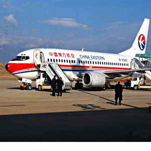 西宁曹家堡机场物流航空快运业稳步发展的原因是什么？